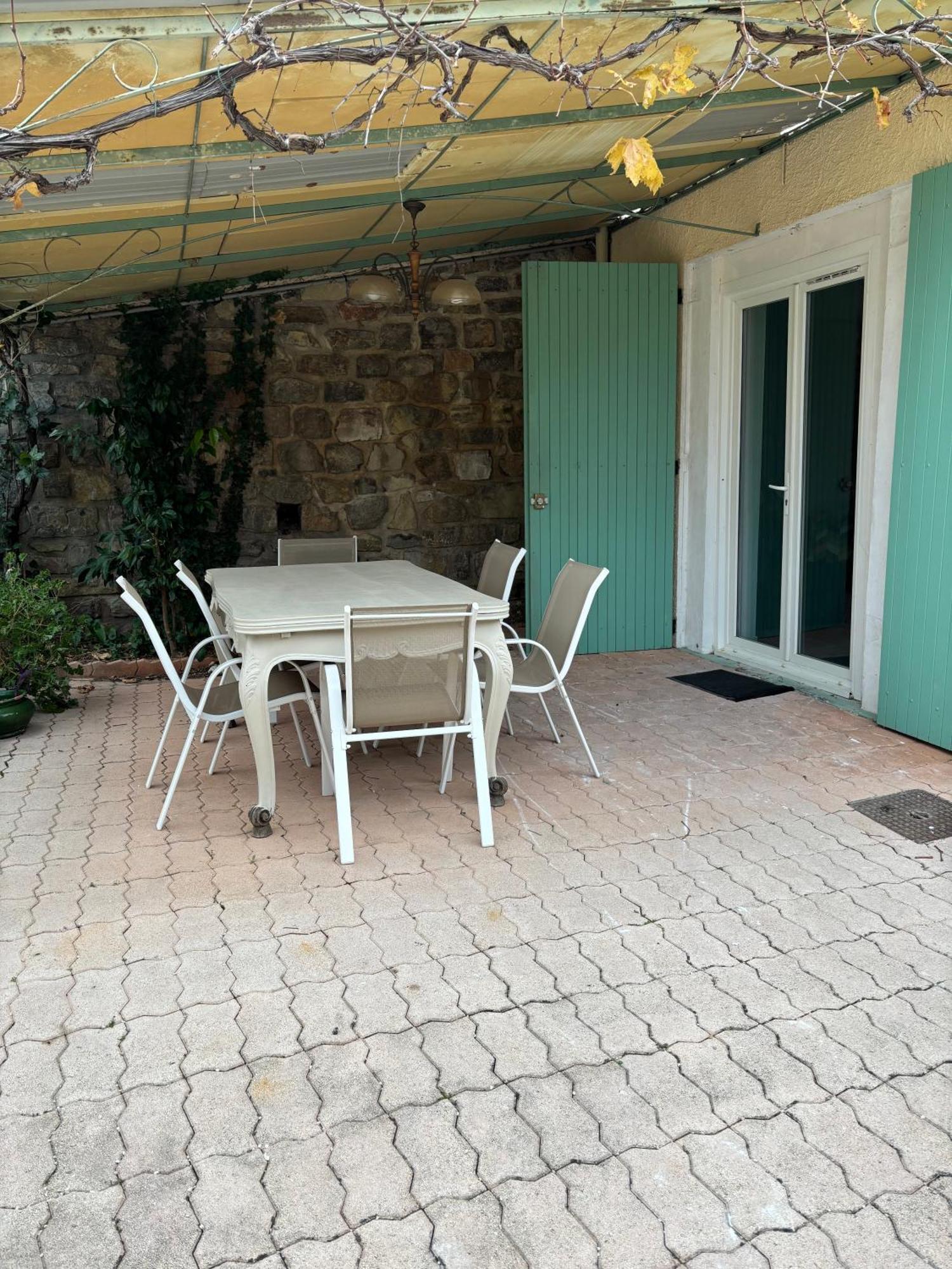 La Cigaliere 1 Charmant T1 Bis Avec Terrasse Dans Villa Sollies-Ville Eksteriør billede